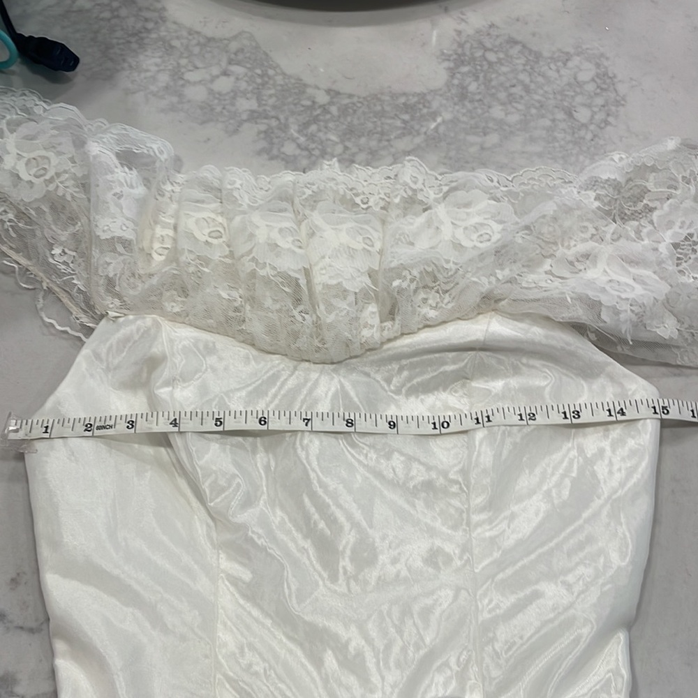 Southern belle style dress - Picture 12 of 12